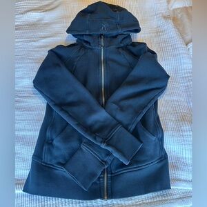 Lululemon Scuba